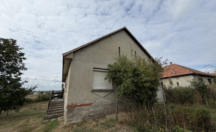 Rodinný dom Vilmány v Maďarsku za 39000,-Eur-PREDAJ - fotografia 1