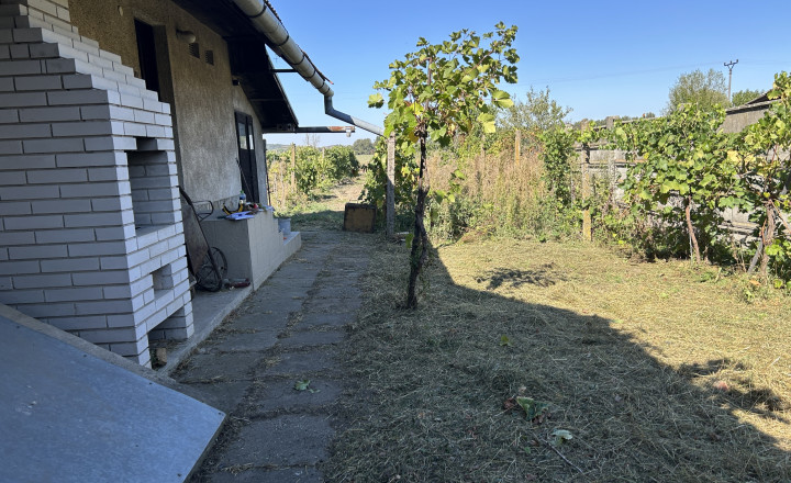 Predaj rodinný dom Preseľany, Šahy 126-12-MIJK - fotografia 3