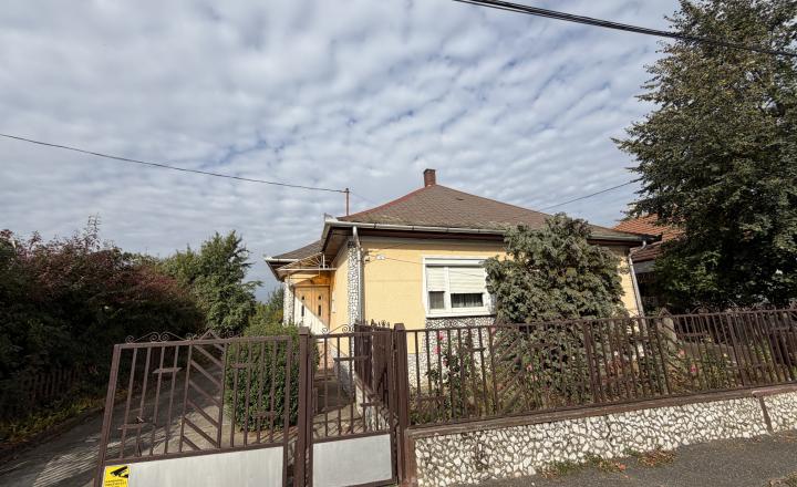 Rodinný dom v obci Méra , Maďarsko za  95000,-Eur
