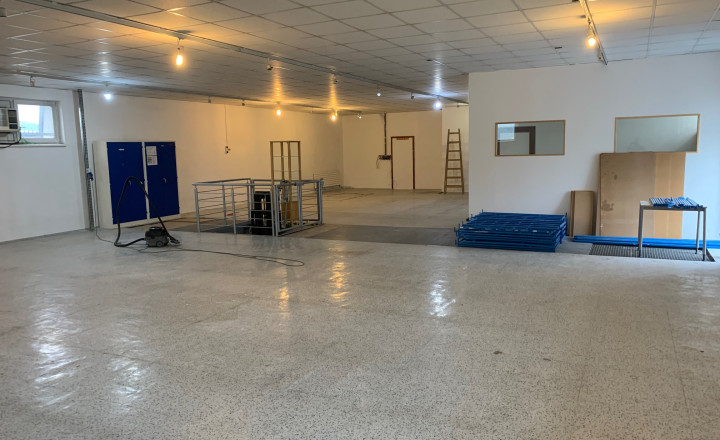 Prenájom: Komerčný priestor 260 m2, Žilina (001-25-Sal) - fotografia 7
