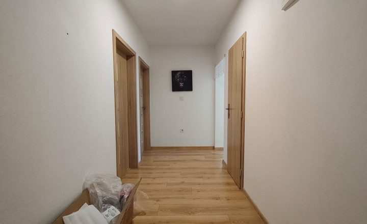 PRENÁJOM 3-izb. byt, pre rodiny/pracovné kolektívy - Kozárovce (072-213-SIHA) - fotografia 5