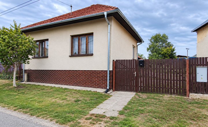 Predaj, rodinný dom - Čifáre (075-12-SIHA)
