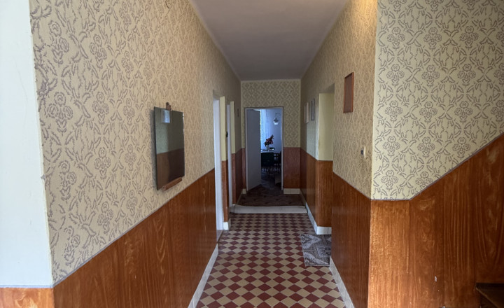 Veľký dom v lokalite Gróner na predaj - fotografia 12