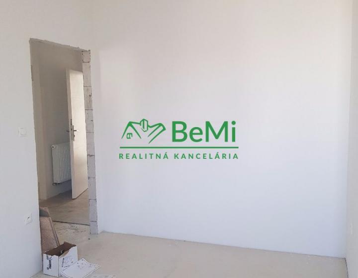 Prenájom 3 izbového bytu - centrum Žilina (013-213-JAP)
