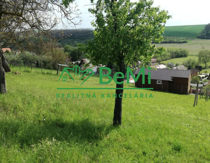 Predaj rekreačného pozemku - Santovka (002-14-DUJU)