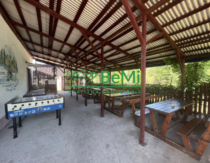 Dom pri Bešeňovej na podnikanie aj bývanie  ID:001-18-STKE