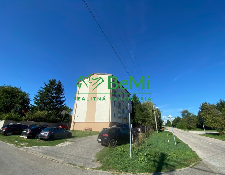 4-izbový byt (predaj/prenájom) 97 m2  Štefanovičová