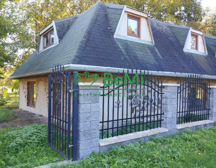 Predaj dom, chalupa - Hostie (1134-12-AFIE)