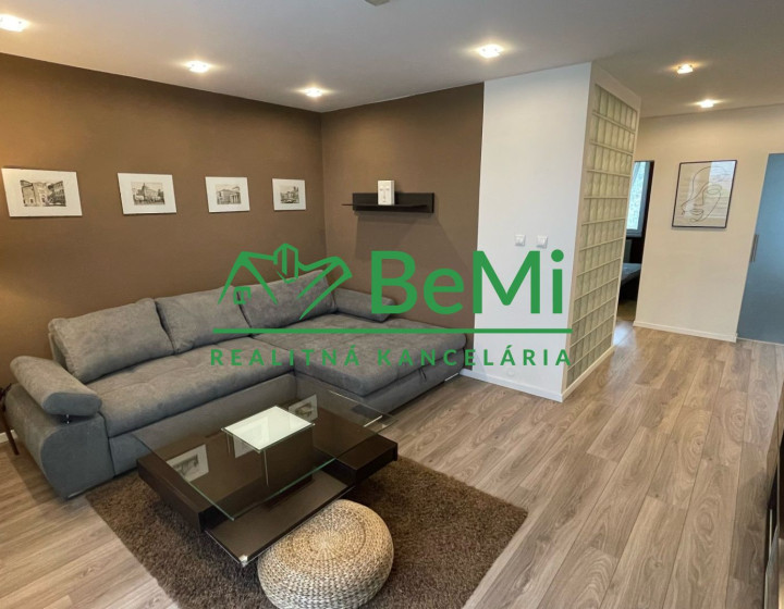 Prenájom 3 izbového bytu Štefániková Michalovce