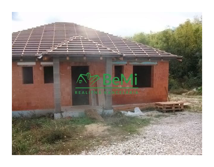 POSLEDNÝ 5 izbový rodinný dom PRI LESE: Novostavba Malý Lapáš