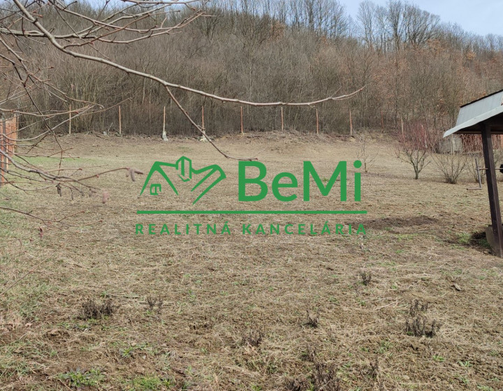 Záhrada, vinica, stavebný pozemok vo Fiľakove ID: 027-14-STK