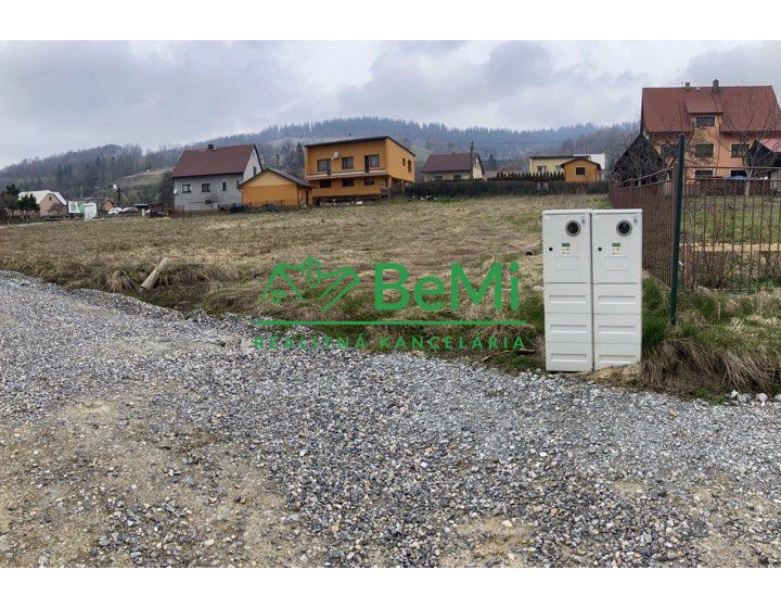 (041-14-JAGAa) Predaj stavebný pozemok  Skalité,okr.Čadca./726m2/.(5)