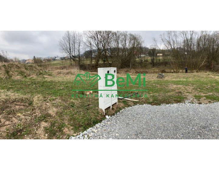 (047-14-JAGAa) Predaj stavebný pozemok, Skalité,okr.Čadca./669m2/.(25)