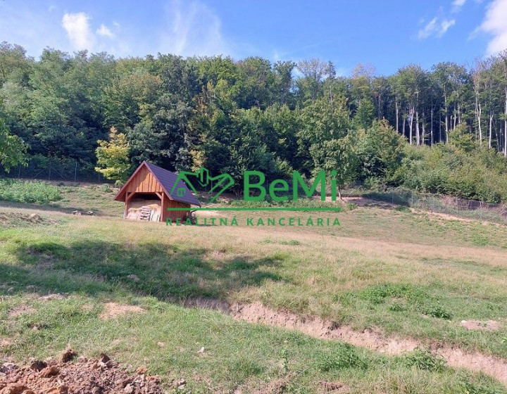 Na predaj veľký stavebný pozemok v lone prírody - Radobica