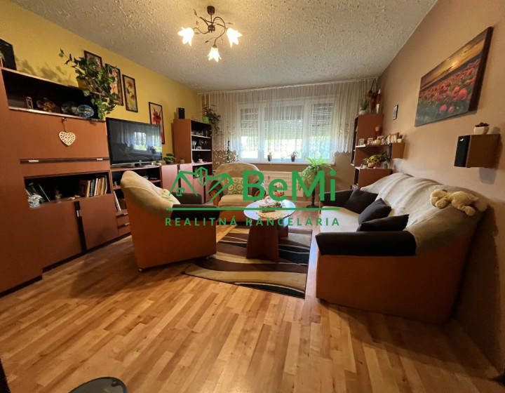 Predaj 4 izbový byt - Kalná nad Hronom (035-114-MIJK)