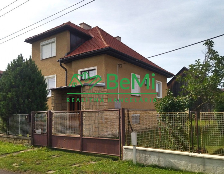 Rodinný dom v Demänovej na predaj ID:003-12-TICHOa