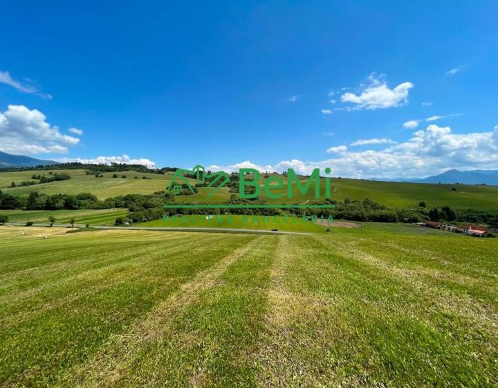 Pozemok na výstavbu 8 domov na Liptove ID: 058-14-STK