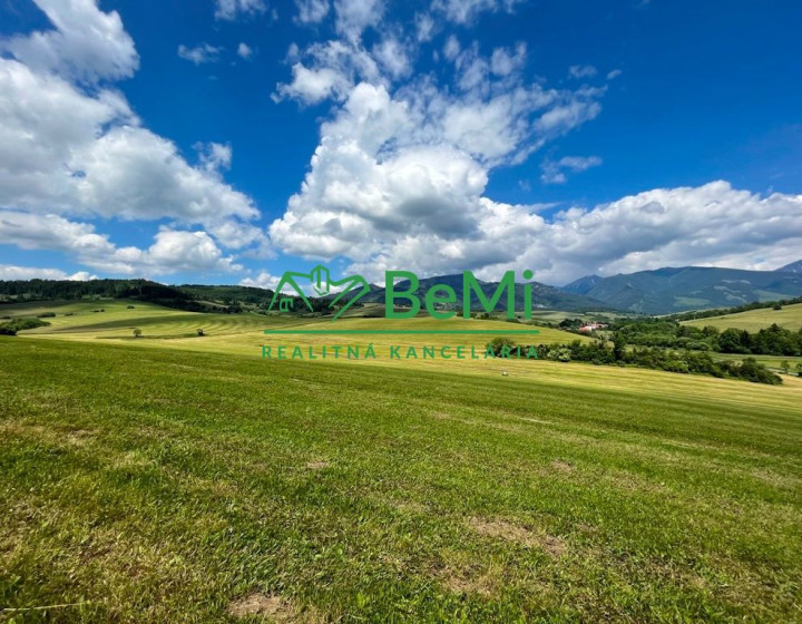 Pozemok na výstavbu 8 domov na Liptove ID: 058-14-STK