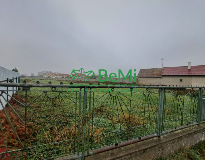 Stavebný pozemok - 592m2, Čierny Brod ID 015-14-EVBA