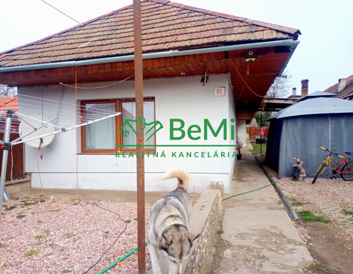 Predaj štvorizbového rodinného domu - Tekovské Lužany (043-12-HEKA)