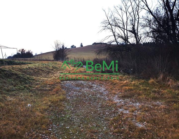 Pozemok v obci Liptovská Sielnica ID: 004-14-TECUa