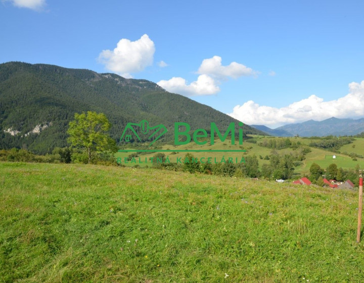 Pozemok  v obci Prosiek na predaj ID: 008-14-TECUa