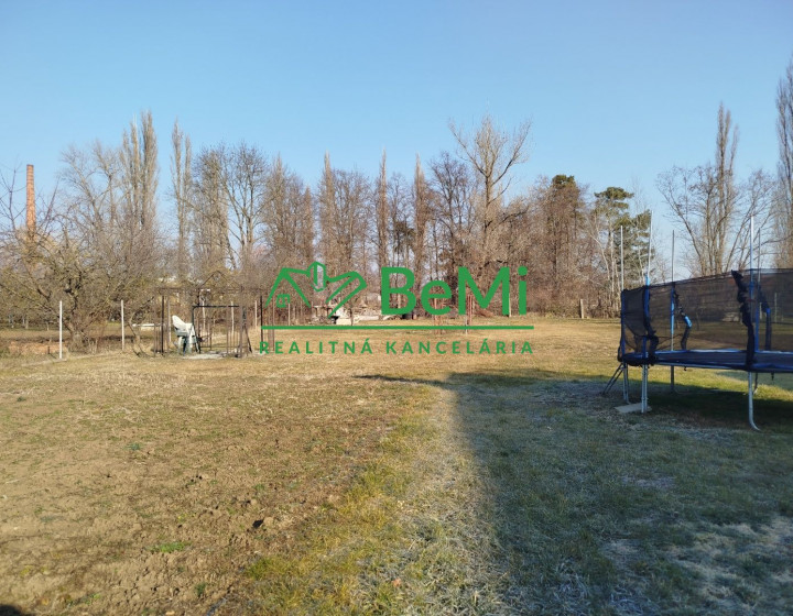 Pozemok – záhrada v obci Hrušovany 7 árov 020-14-PAMAa