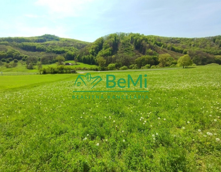 Pozemok na stavbu na predaj -Ratka