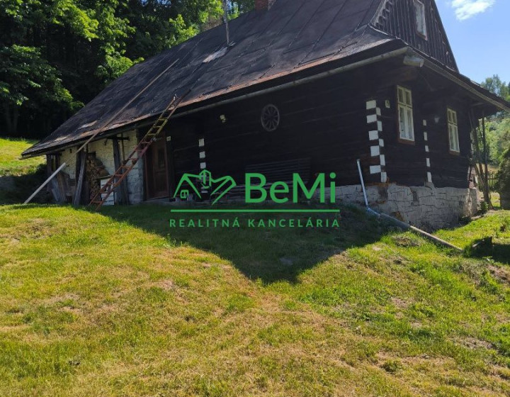 Dom, chalupa Zákopčie, okres Čadca, 1207m2   183-12-PEMOa