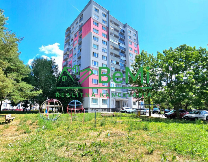 3-IZBOVÝ BYT S BALKÓNOM V CENTRE RIMAVSKEJ SOBOTY - NA PREDAJ