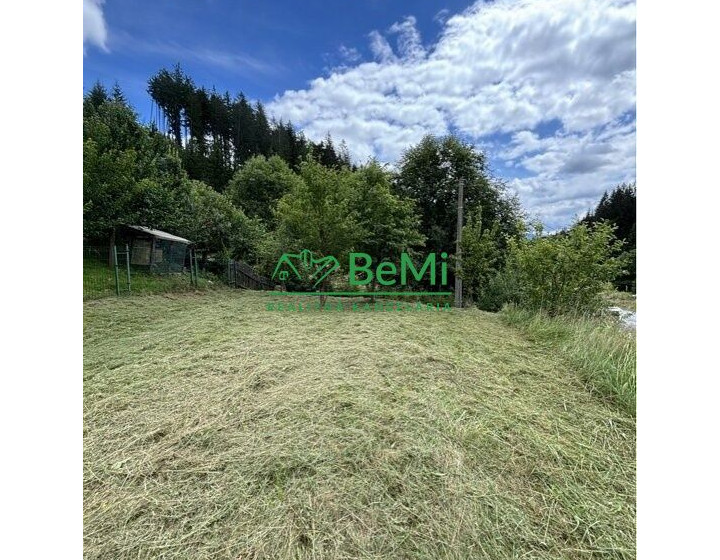 Pozemok Staškov, okres Čadca, 389m2   136-14-PEMOa