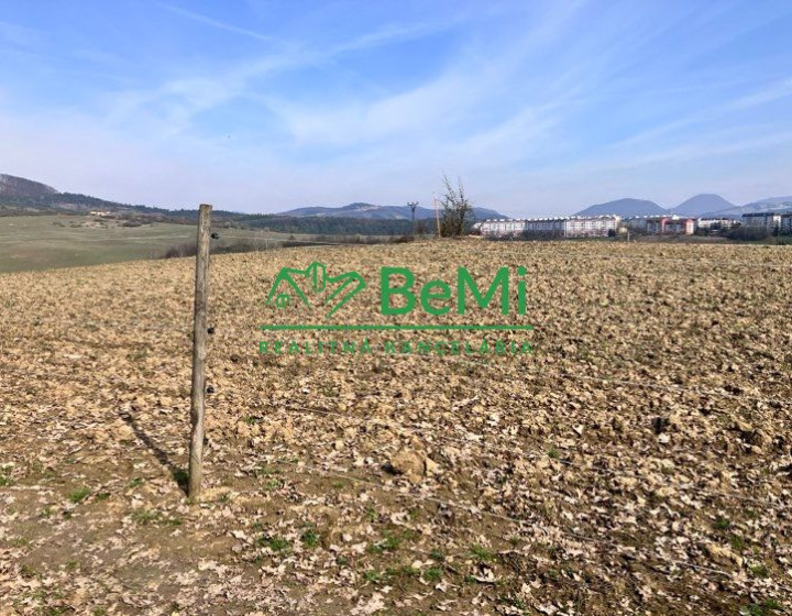 Pozemok Hôrky, okres Žilina, 1440m2 (037-14-JAGAa)