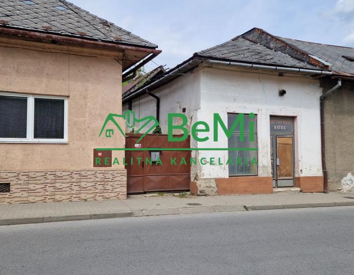 VÝHODNÁ  PONUKA rodinný dom v obci Dobšiná  - NA PREDAJ