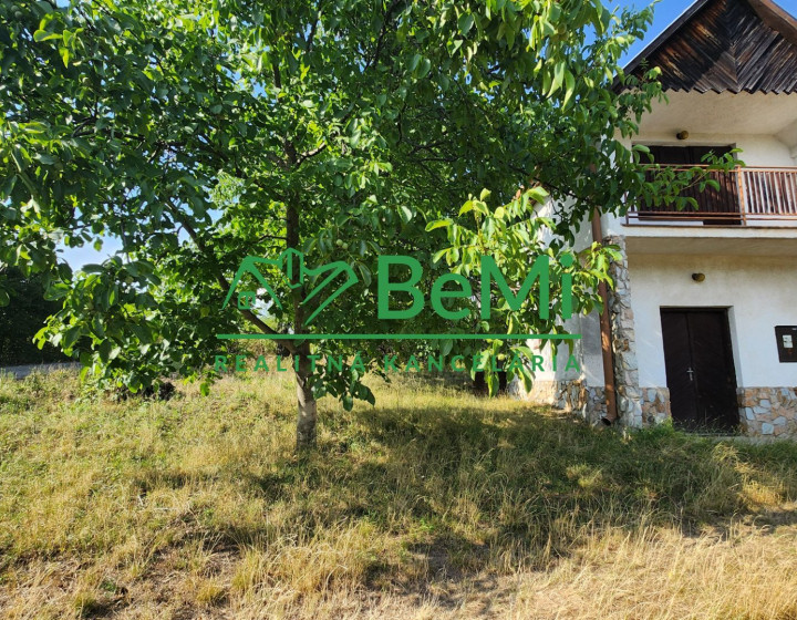 Predaj, chata - Hontianske Moravce (005-13-MIMIa)