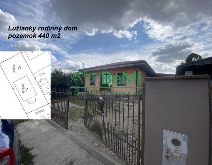 Lužianky Kajsa rodinný dom bungalov pozemok 440 m2 ID 571-12-MIG