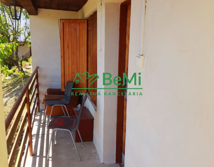 Útulná záhradná chata na predaj-Lučenec