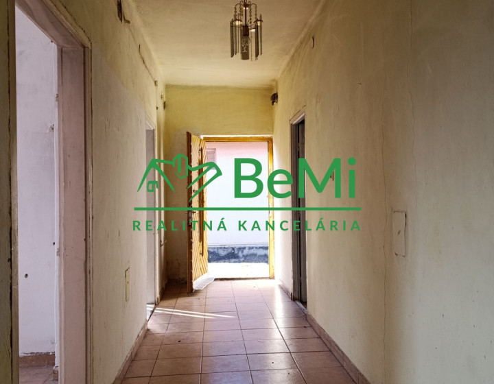 Rodinný dom v obci Boldogkóváraja -NA PREDAJ