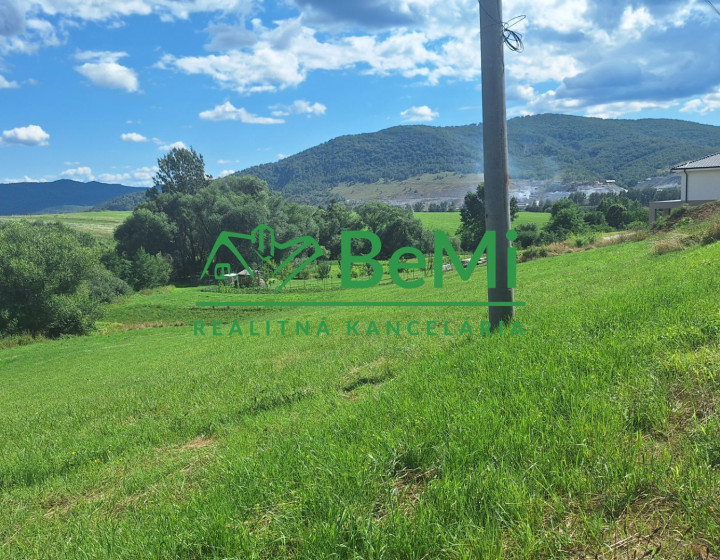 Pozemok vo výmere  1678 m2  Revúcka lehota PREDAJ