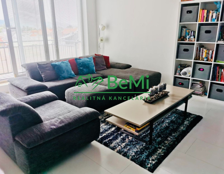  Na Predaj 3 izbový byt Trenčín Istebník 