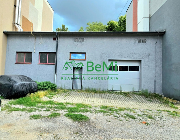 SKLAD / GARÁŽ PRI CENTRE V RIMAVSKEJ SOBOTE - NA PREDAJ