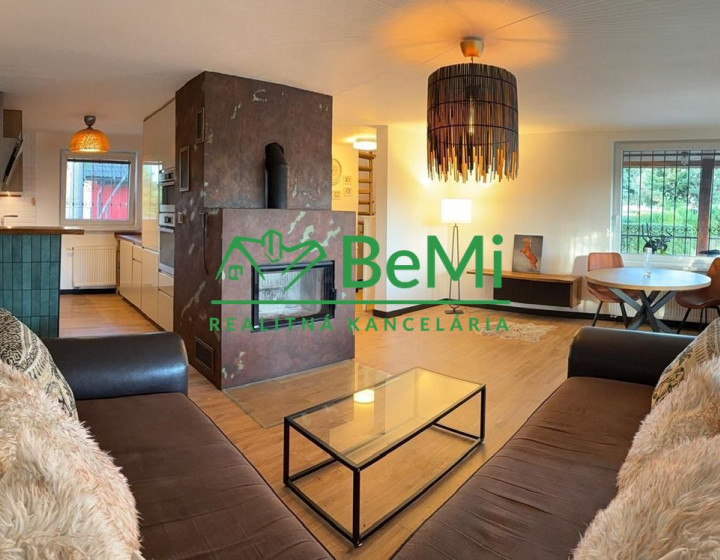 Exkluzívne na predaj rekreačná chata - Zelená Voda