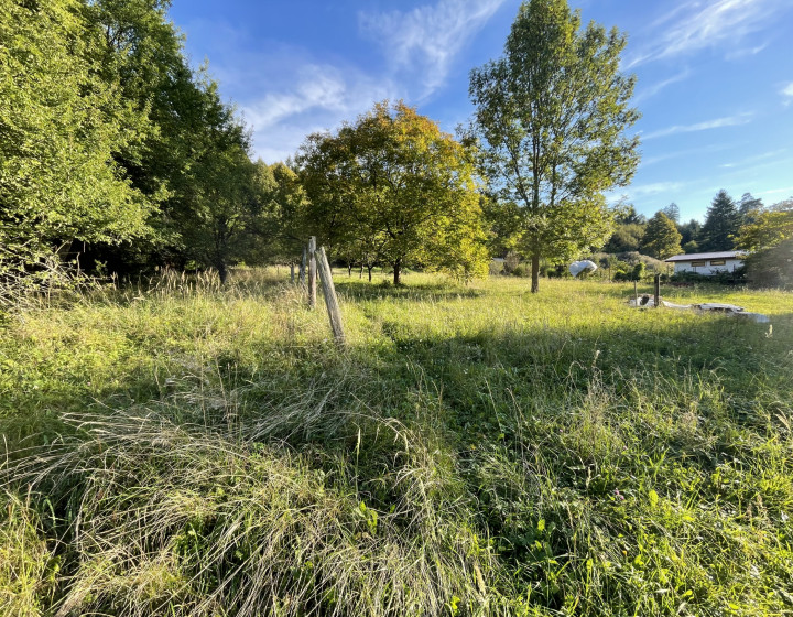Znižená cena -predaj pozemku v interaviláne obce Sklené - Turč,Teplice