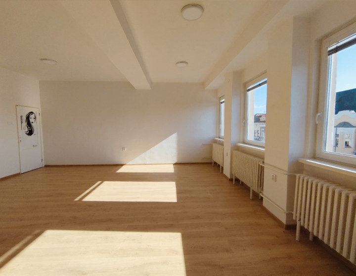 Kancelársky priestor na prenájom-Lučenec