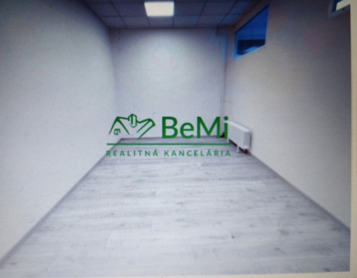 Kancelársky/prevádzkový priestor na prenájom-Lučenec