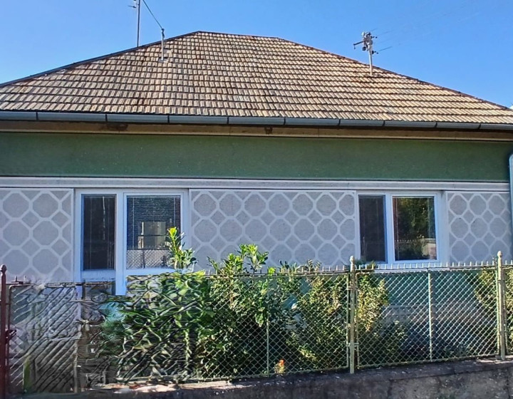 Predaj, rodinný dom Čata (008-12-MIMI)