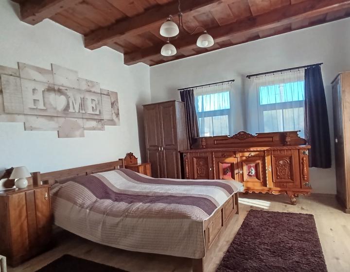 Zrekonštruovaný dom v Kány so zariadením za 290 000,-Eur - Na predaj