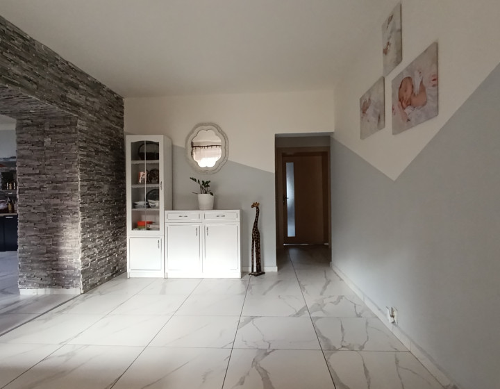 Zrekonštruovaný dom aj pre dve rodiny v obci Slavošovce