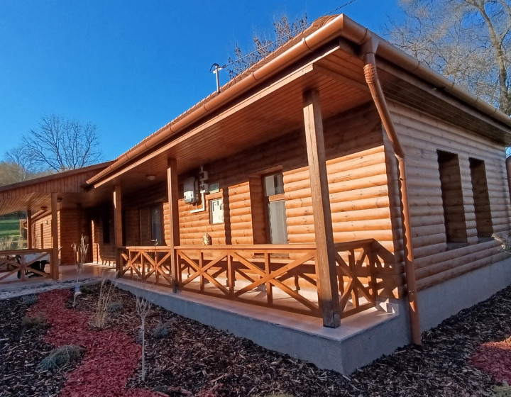 Rodinný dom vedľa obce Buzica - NA PREDAJ