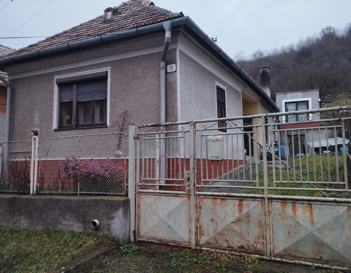 Rodinný dom so záhradou na predaj- Mučín