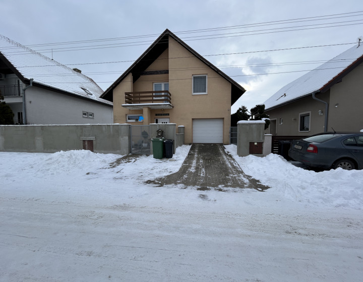 Predaj  rodinný dom -  Hronské Kosihy /Levice/    110-12-MIJK